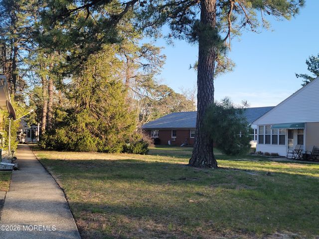 62 C Kennedy Drive, Whiting, NJ 08759