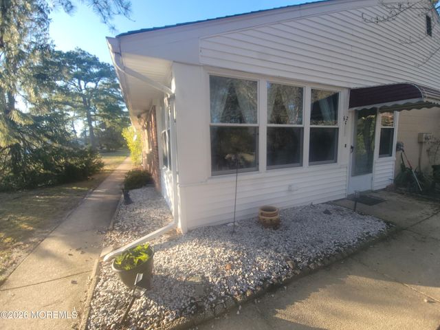 62 C Kennedy Drive, Whiting, NJ 08759