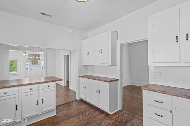 609 N 10th Street, Wilmington, NC 28401