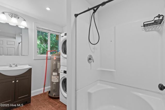 609 N 10th Street, Wilmington, NC 28401