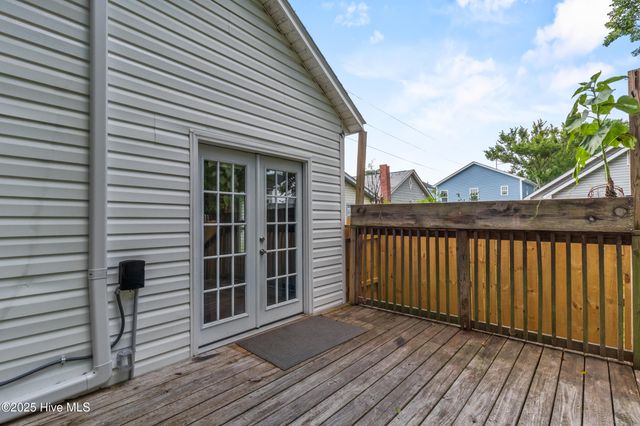 609 N 10th Street, Wilmington, NC 28401