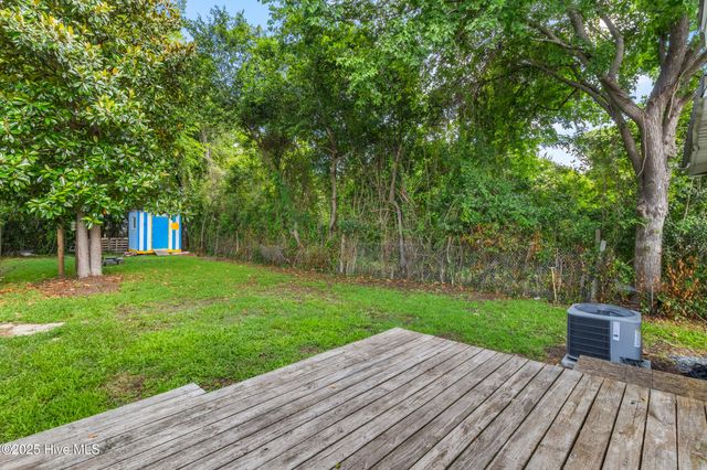 609 N 10th Street, Wilmington, NC 28401