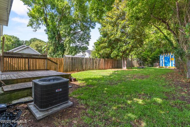 609 N 10th Street, Wilmington, NC 28401