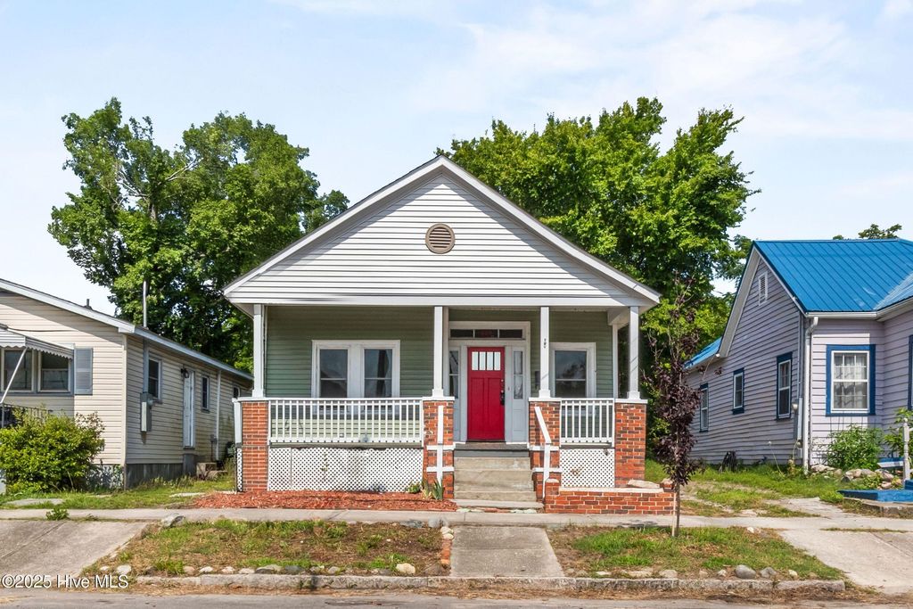 609 N 10th Street, Wilmington, NC 28401