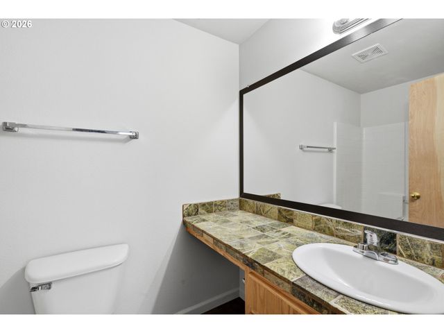 2915 Ne 161ST Ave, Vancouver, WA 98682