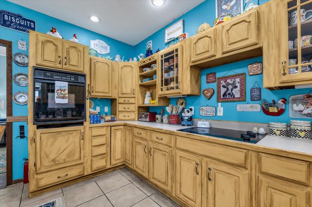 173 County Road 3465, Clifton, TX 76634