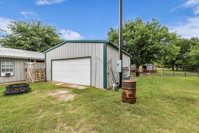 173 County Road 3465, Clifton, TX 76634
