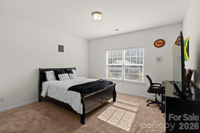 9011 Evercrisp Lane, Charlotte, NC 28215