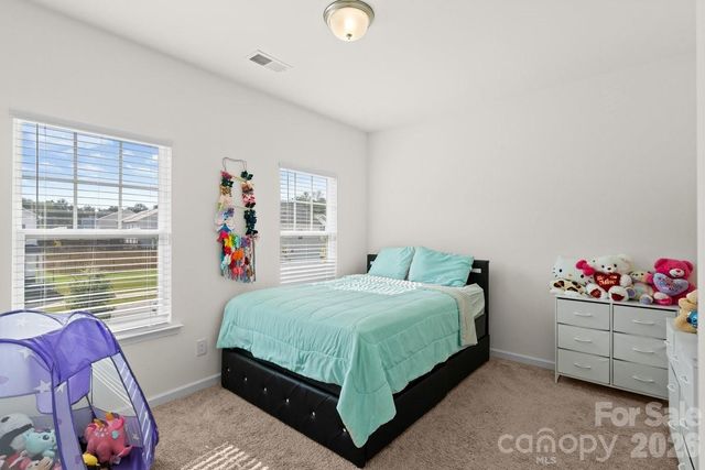 9011 Evercrisp Lane, Charlotte, NC 28215