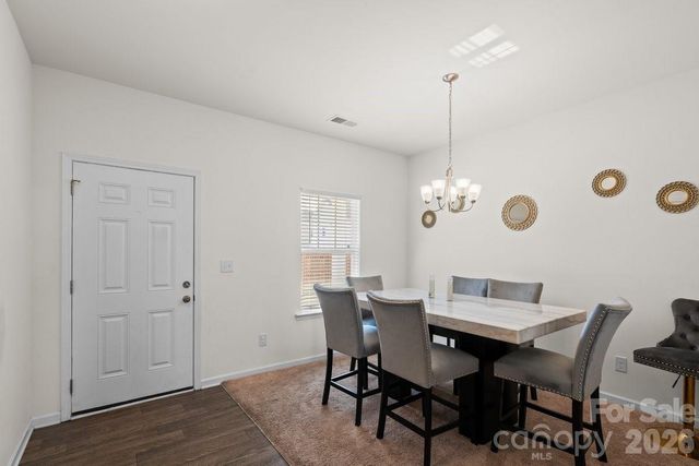 9011 Evercrisp Lane, Charlotte, NC 28215