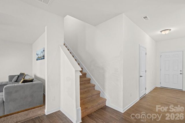 9011 Evercrisp Lane, Charlotte, NC 28215