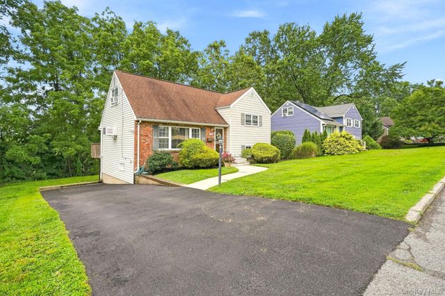 21 Dexter Road, Yonkers, NY 10710
