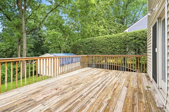 21 Dexter Road, Yonkers, NY 10710