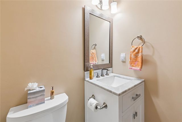9331 Pembroke Cir, North Huntingdon, PA 15642