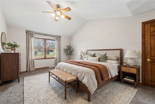 9331 Pembroke Cir, North Huntingdon, PA 15642