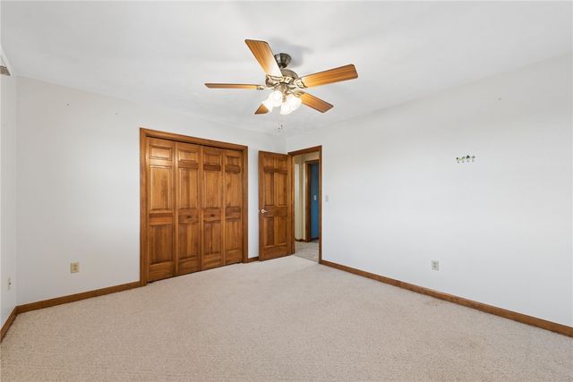 9331 Pembroke Cir, North Huntingdon, PA 15642