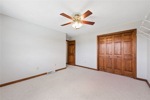 9331 Pembroke Cir, North Huntingdon, PA 15642