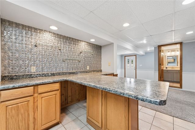 9331 Pembroke Cir, North Huntingdon, PA 15642