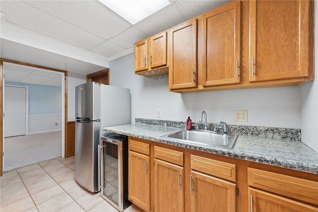 9331 Pembroke Cir, North Huntingdon, PA 15642