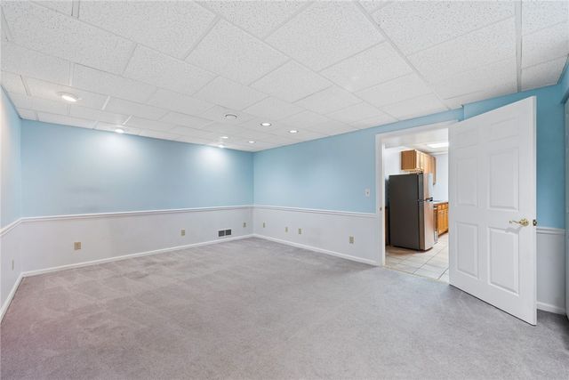 9331 Pembroke Cir, North Huntingdon, PA 15642