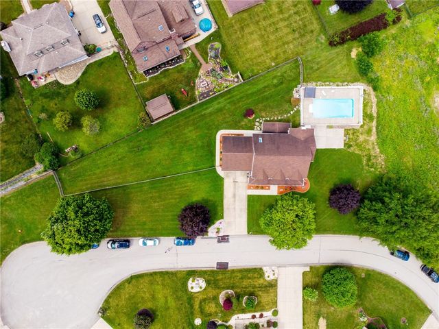 9331 Pembroke Cir, North Huntingdon, PA 15642