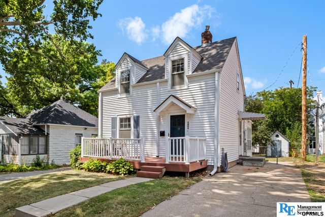 5806 corby Street, Omaha, NE 68104