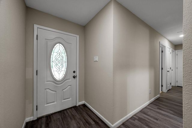 10 Basal Briar Court, The Woodlands, TX 77381