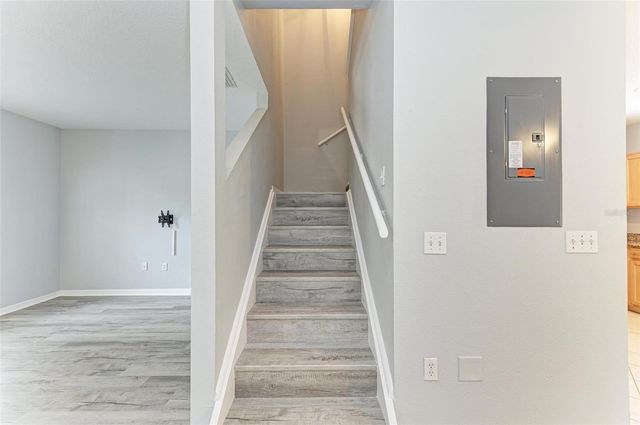6218 FLAGFISH COURT 102, Bradenton, FL 34202