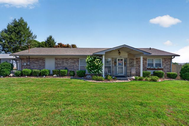 496 Sunset Dr, Sparta, TN 38583