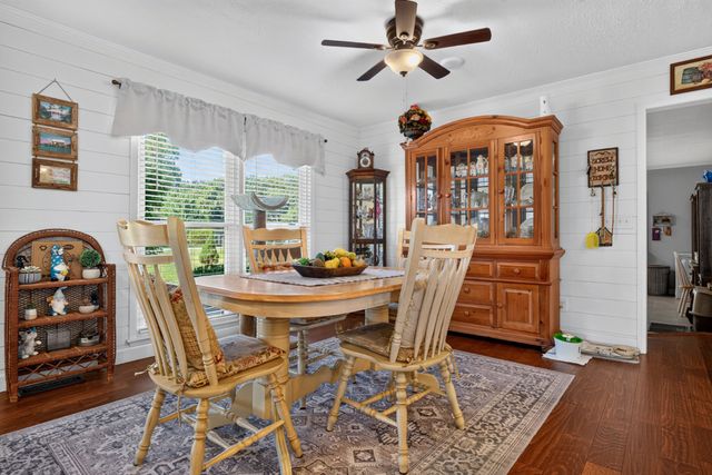 496 Sunset Dr, Sparta, TN 38583