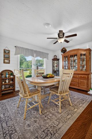 496 Sunset Dr, Sparta, TN 38583