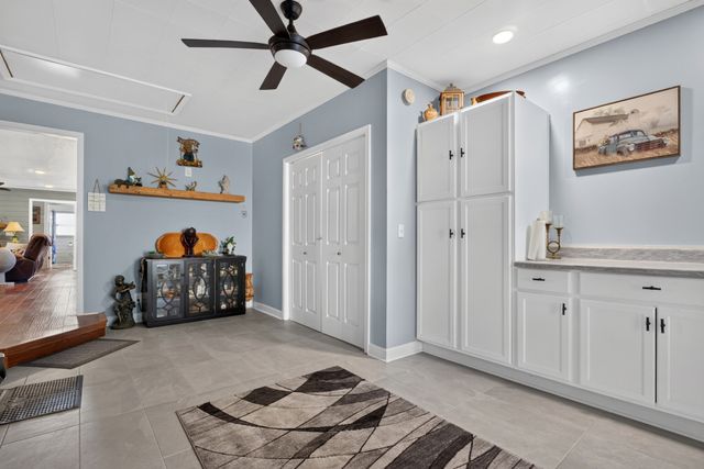 496 Sunset Dr, Sparta, TN 38583