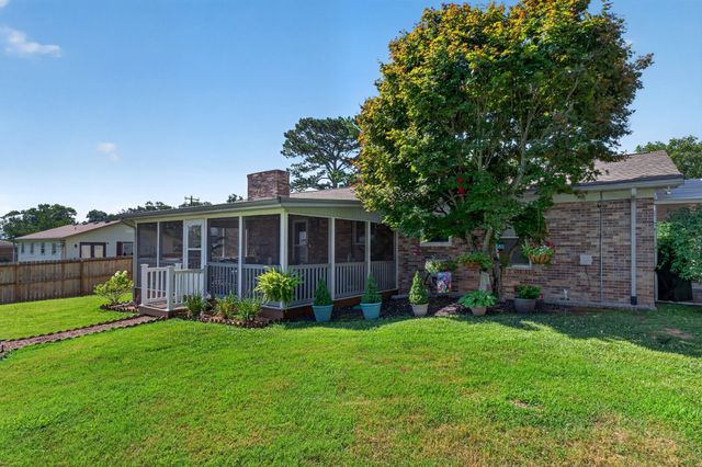 496 Sunset Dr, Sparta, TN 38583