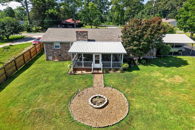 496 Sunset Dr, Sparta, TN 38583