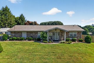 496 Sunset Dr, Sparta, TN 38583