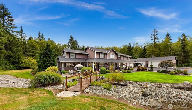 4879 Robinwood Lane, Bow, WA 98232