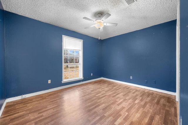 1931 Charlotte St, Deridder, LA 70634