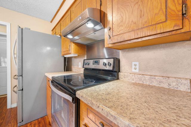 1931 Charlotte St, Deridder, LA 70634