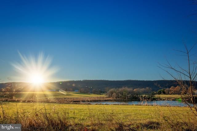 143 TAFT AVE, Ranson, WV 25438