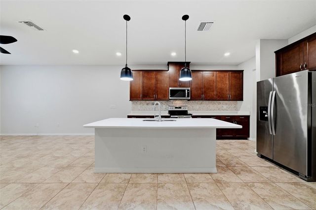 18924 ULMUS STREET, Lutz, FL 33558