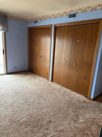 3N550 Crown Rd. Road 14, Elmhurst, IL 60126