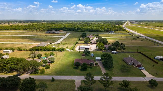 5900 Priscilla Lane, Kaufman, TX 75142