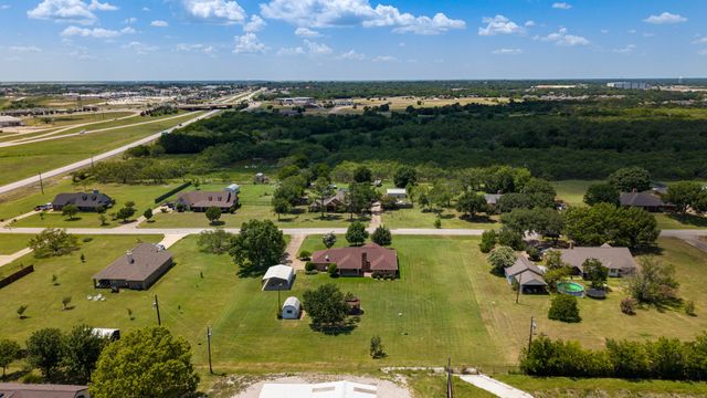 5900 Priscilla Lane, Kaufman, TX 75142