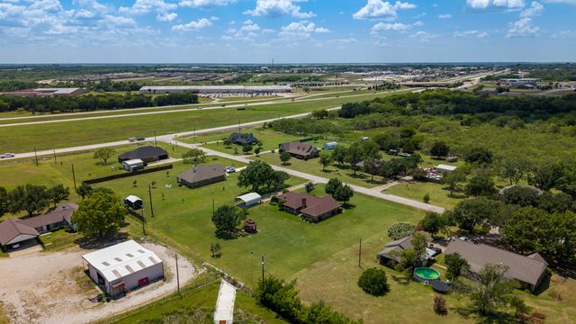 5900 Priscilla Lane, Kaufman, TX 75142