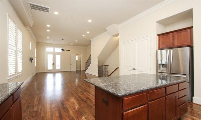 2707 Cohn Garden, Houston, TX 77007