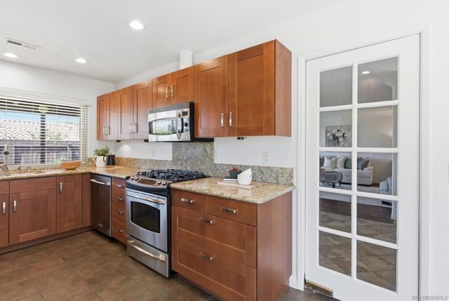 12650 Opimo Dr, San Diego, CA 92128