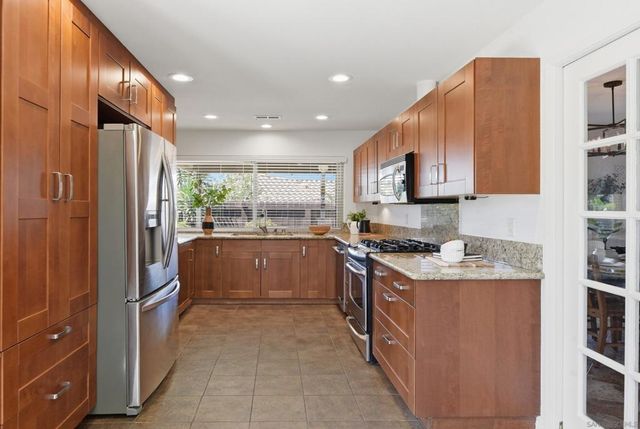 12650 Opimo Dr, San Diego, CA 92128