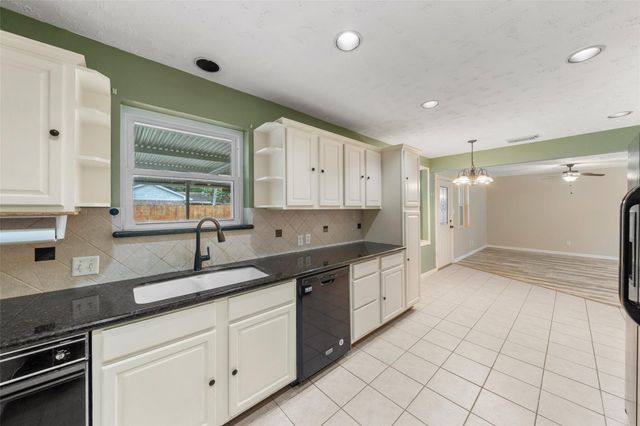 20308 Lana Lane, Porter, TX 77365