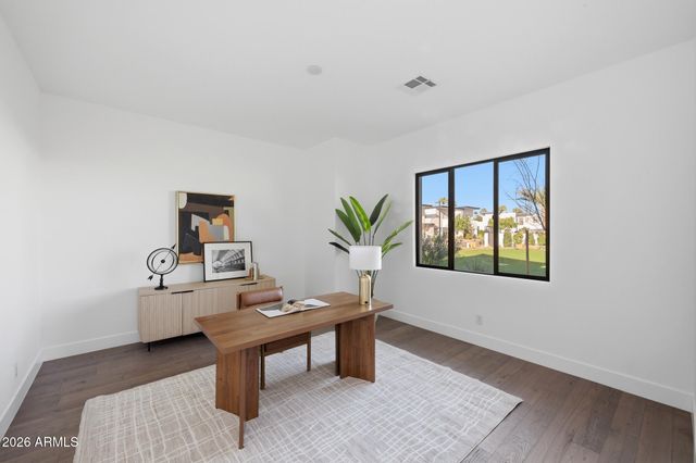 100 W NORTHERN Avenue 15, Phoenix, AZ 85021