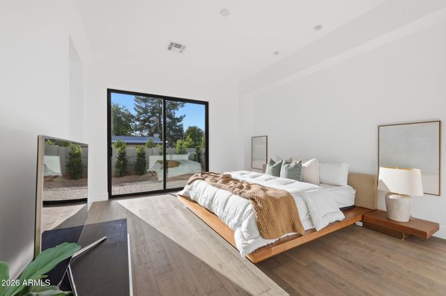 100 W NORTHERN Avenue 15, Phoenix, AZ 85021